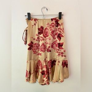 Marc Jacobs 100% Silk Shell Skirt